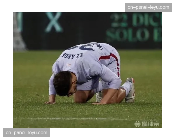 巴黎圣日耳曼三人缺阵国家德比:法比安·鲁伊斯、恩詹图伤停,阿什拉夫停赛 巴黎圣日耳曼三人缺阵国家德比:法比安·鲁伊斯、恩詹图伤停,阿什拉夫停赛