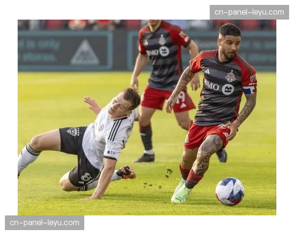 分析报告:权威杂志《法国足球》刊文,分析混合防守趋势对联赛射手榜的影响 分析报告:权威杂志《法国足球》刊文,分析混合防守趋势对联赛射手榜的影响