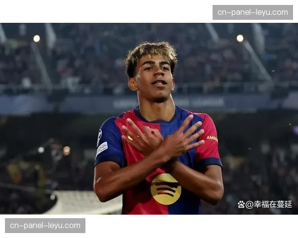 聚焦亚马尔：17岁新星获颁三月西甲最佳球员，打破最年轻获奖纪录