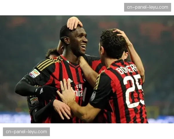 国际米兰让二追四逆转科莫，看台球迷嗓子喊哑，齐沃获封-齐圣-